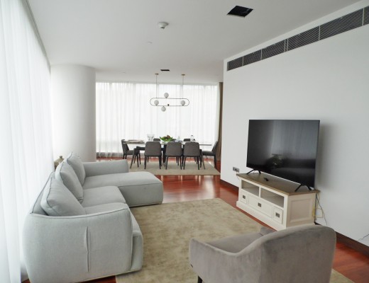 4 room apartment, Esentai residential complex