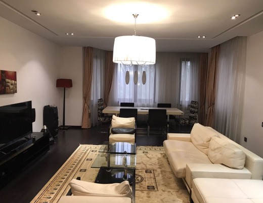 Apartment 300 sq m, RC Versall