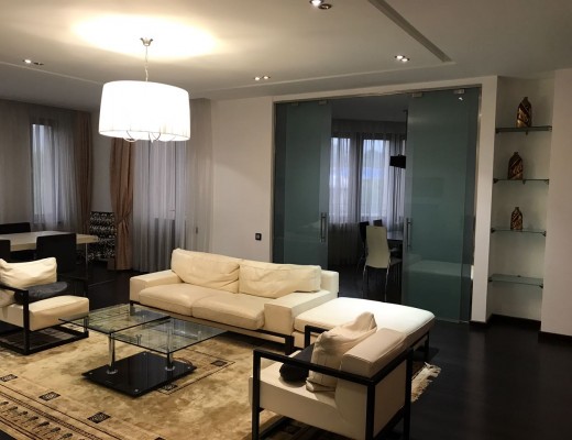 Apartment 300 sq m, RC Versall